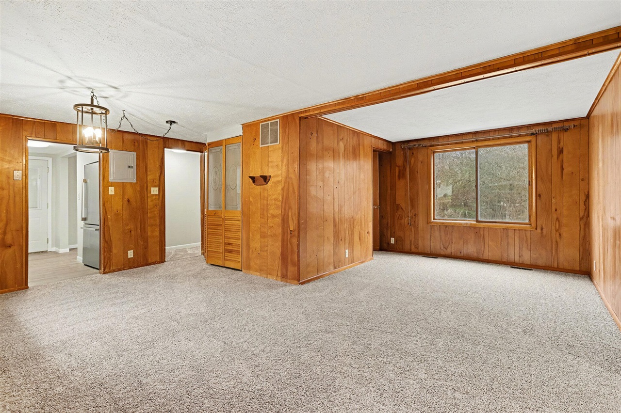 2816 Madison Street Property Photo 3