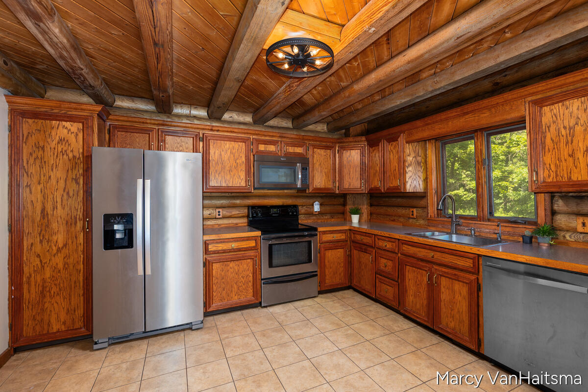 5837 Warner Street Property Photo 11