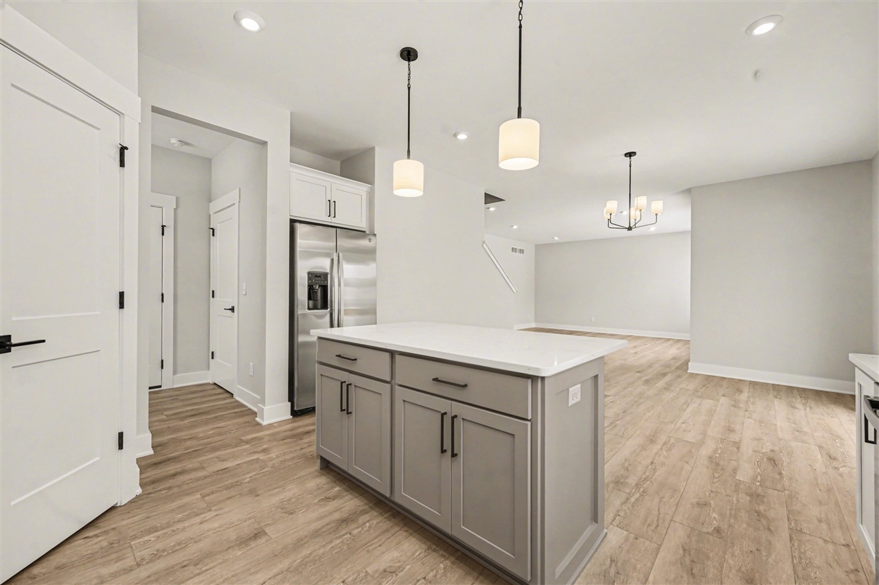 1802 Worthing Street Property Photo 7