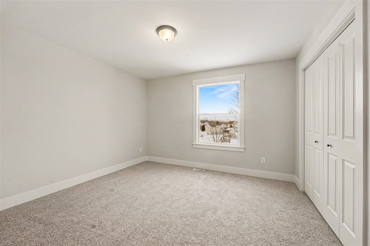 1802 Worthing Street Property Photo 14