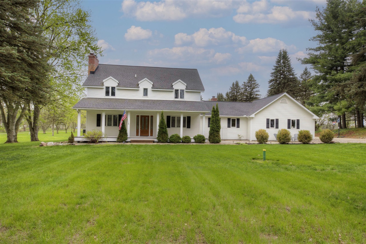 6121 Saline Waterworks Road Property Photo 1