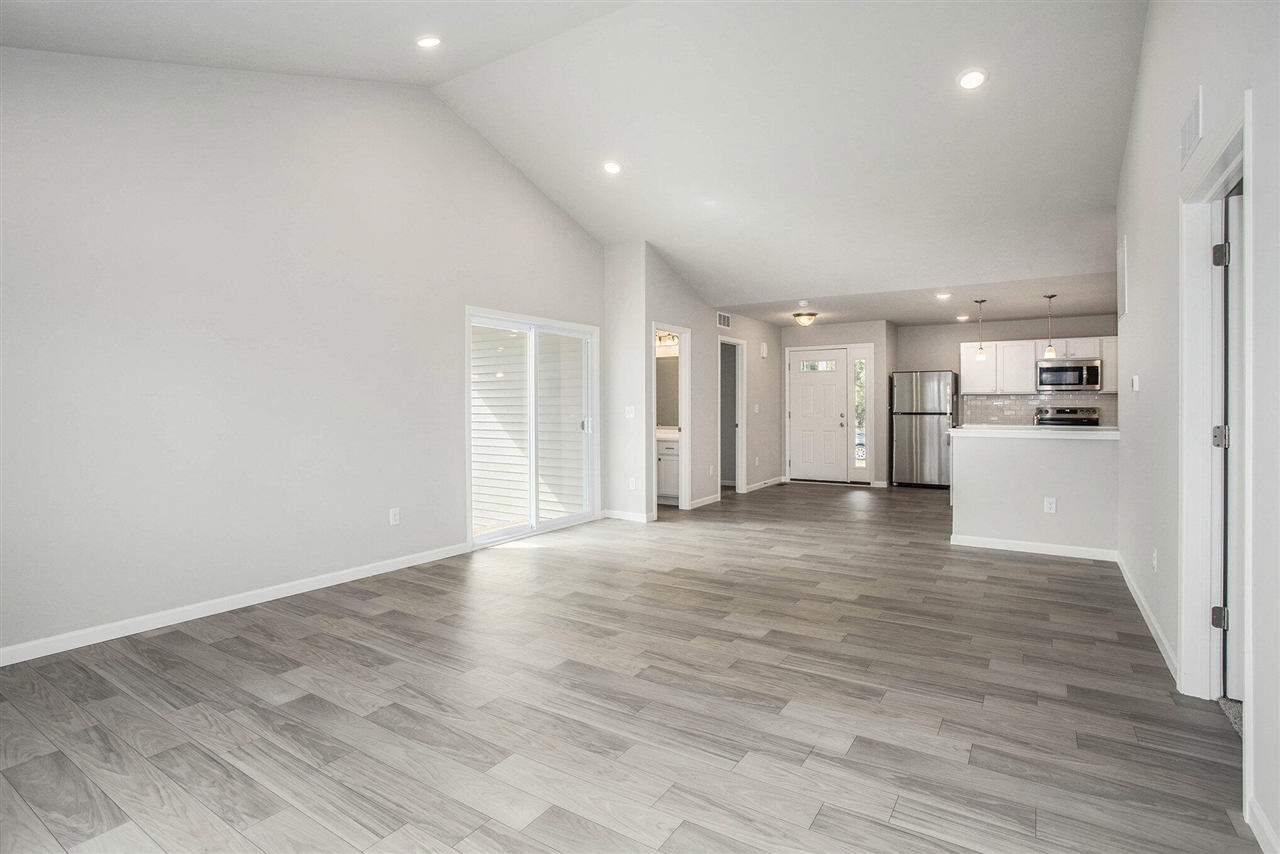 497 Mckinley Court Property Photo 2