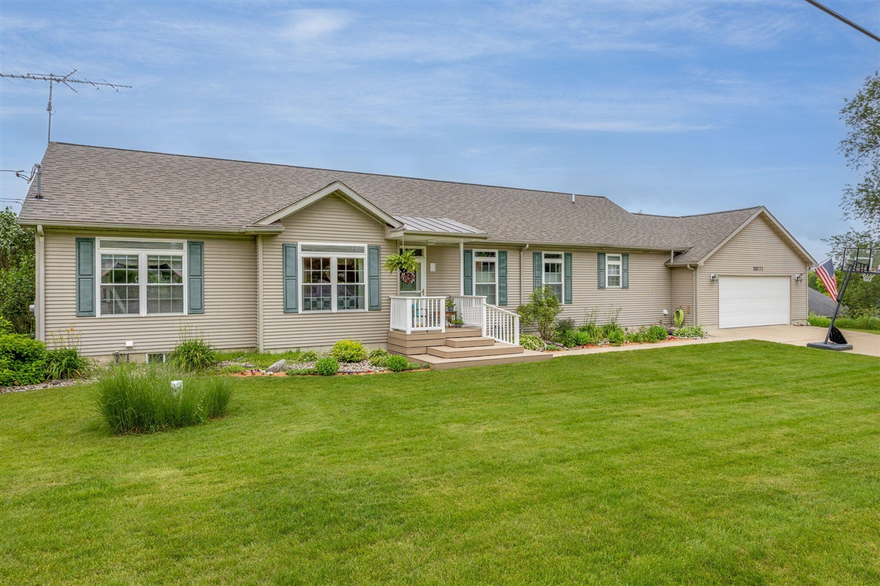 20777 Walnut Drive Property Photo 1