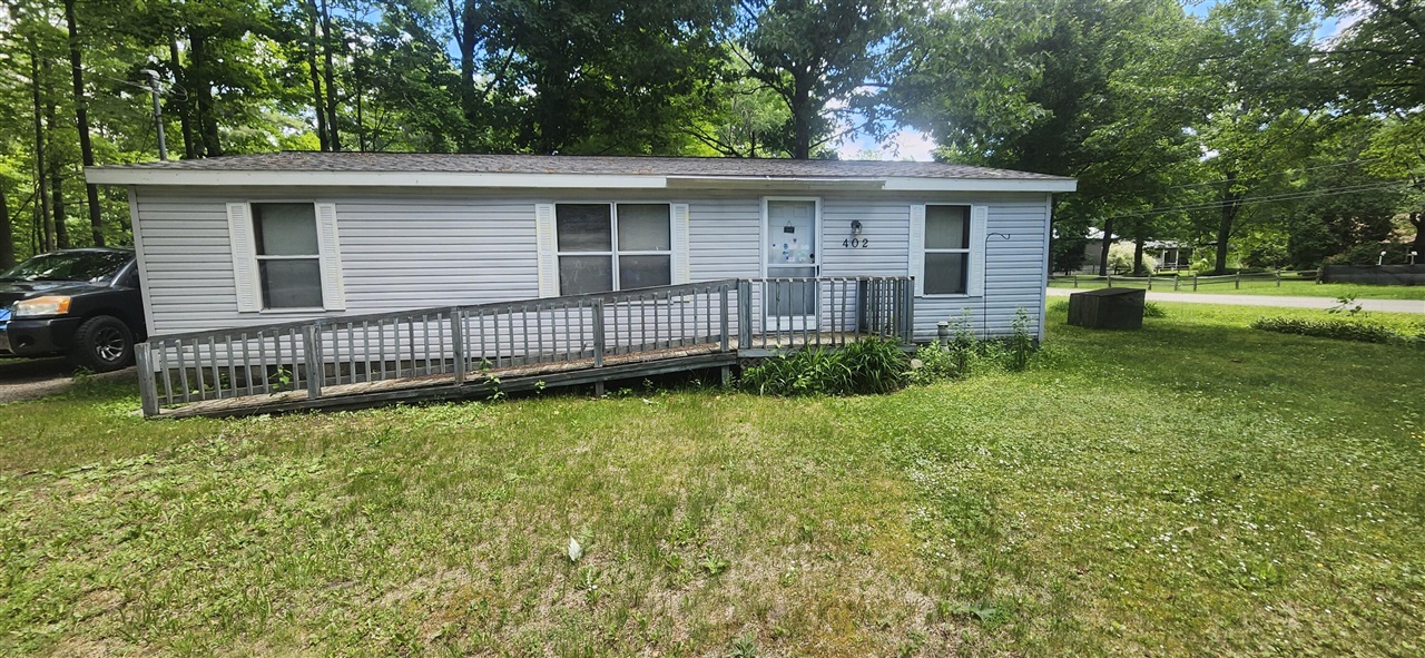 402 Northway Drive Property Photo 1