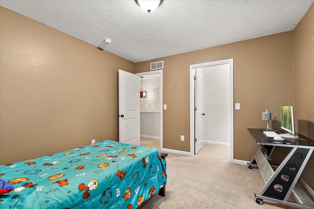 14455 Manor Road Property Photo 29