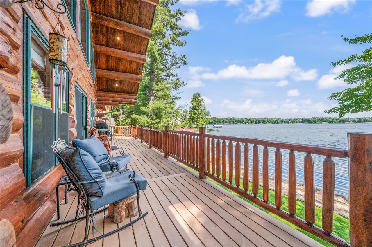 14948 17 Mile Road Property Photo 8