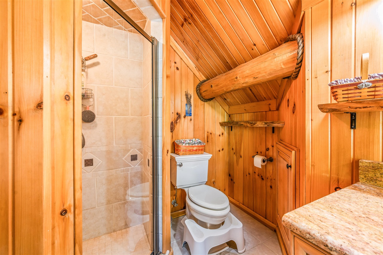14948 17 Mile Road Property Photo 27
