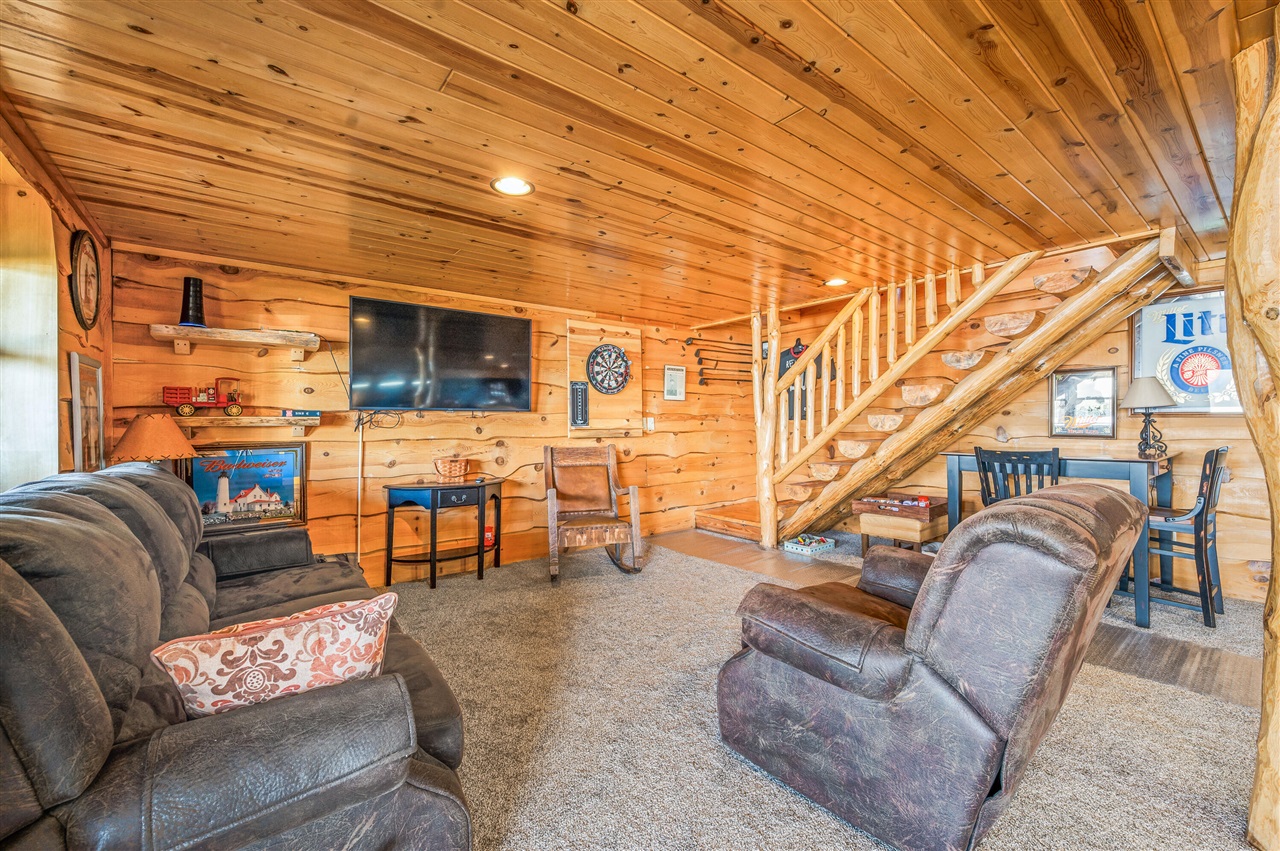 14948 17 Mile Road Property Photo 36