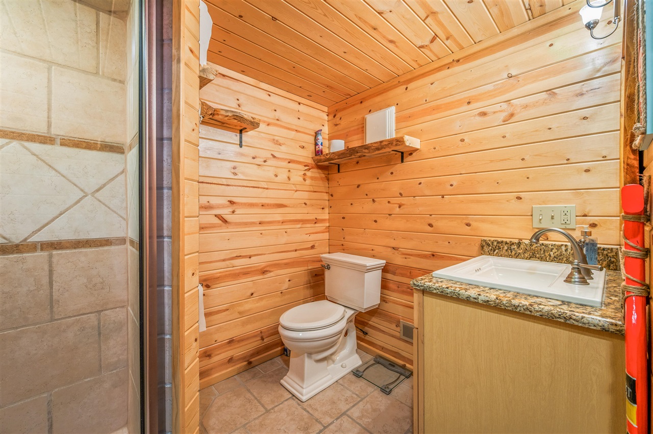 14948 17 Mile Road Property Photo 46