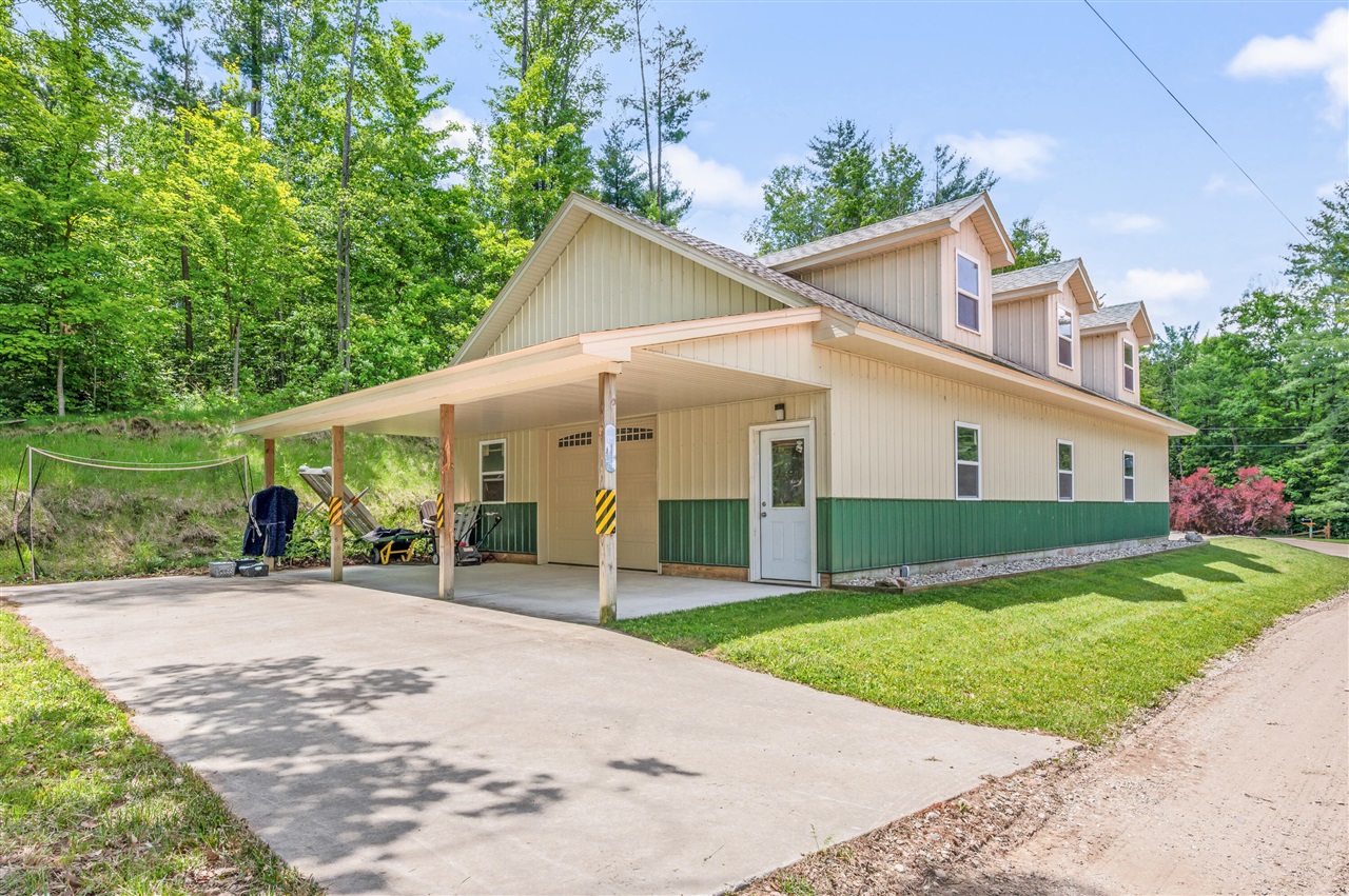 14948 17 Mile Road Property Photo 55