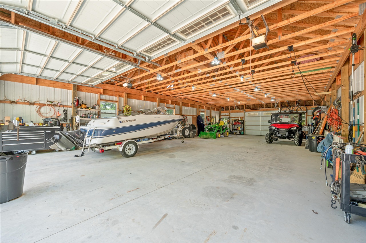 14948 17 Mile Road Property Photo 57