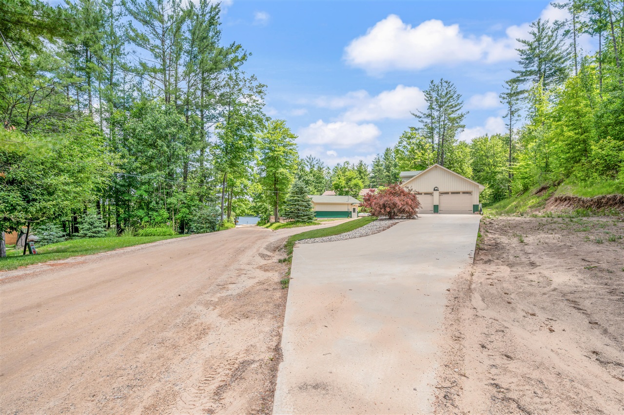 14948 17 Mile Road Property Photo 63