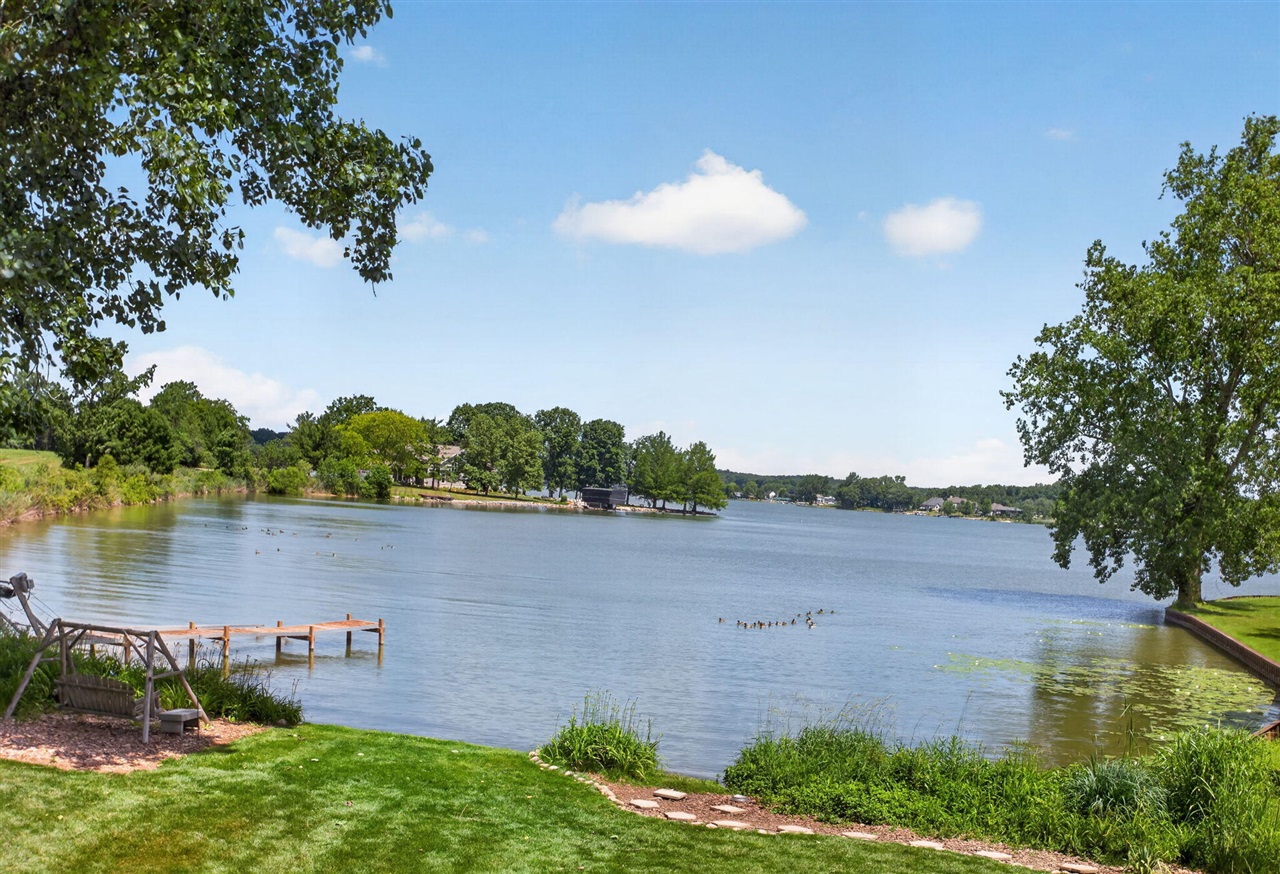 7448 Reed Road Property Photo 2