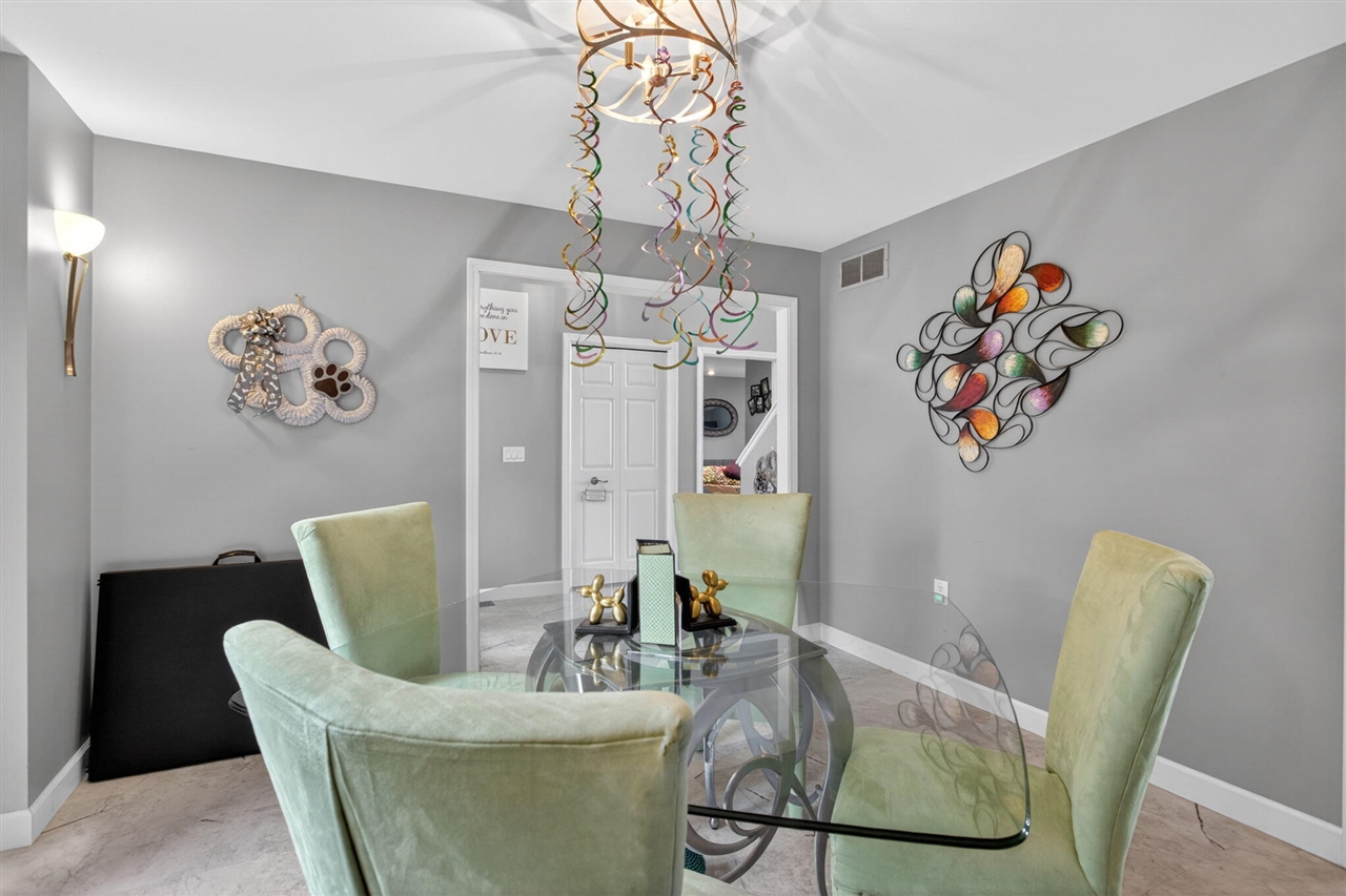 7448 Reed Road Property Photo 12