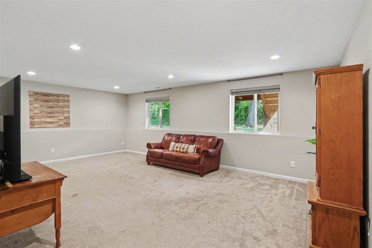 621 Oklahoma Drive Property Photo 15