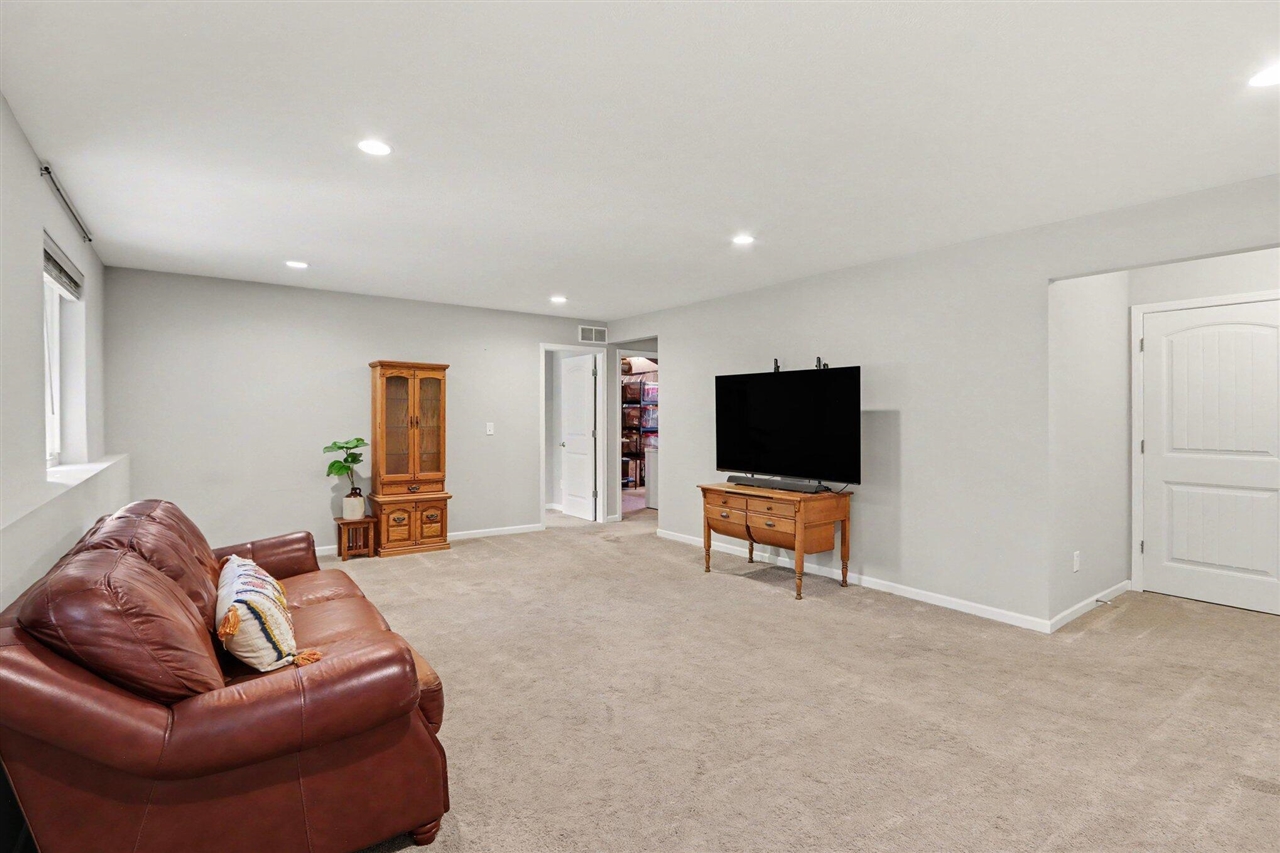 621 Oklahoma Drive Property Photo 16