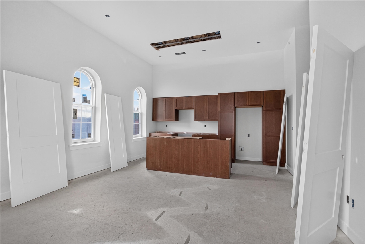 101 Monroe Street Property Photo 2