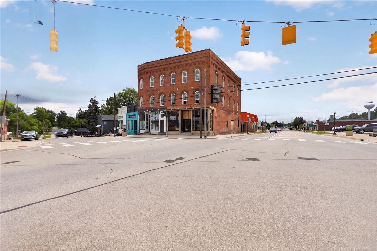 101 Monroe Street Property Photo 6