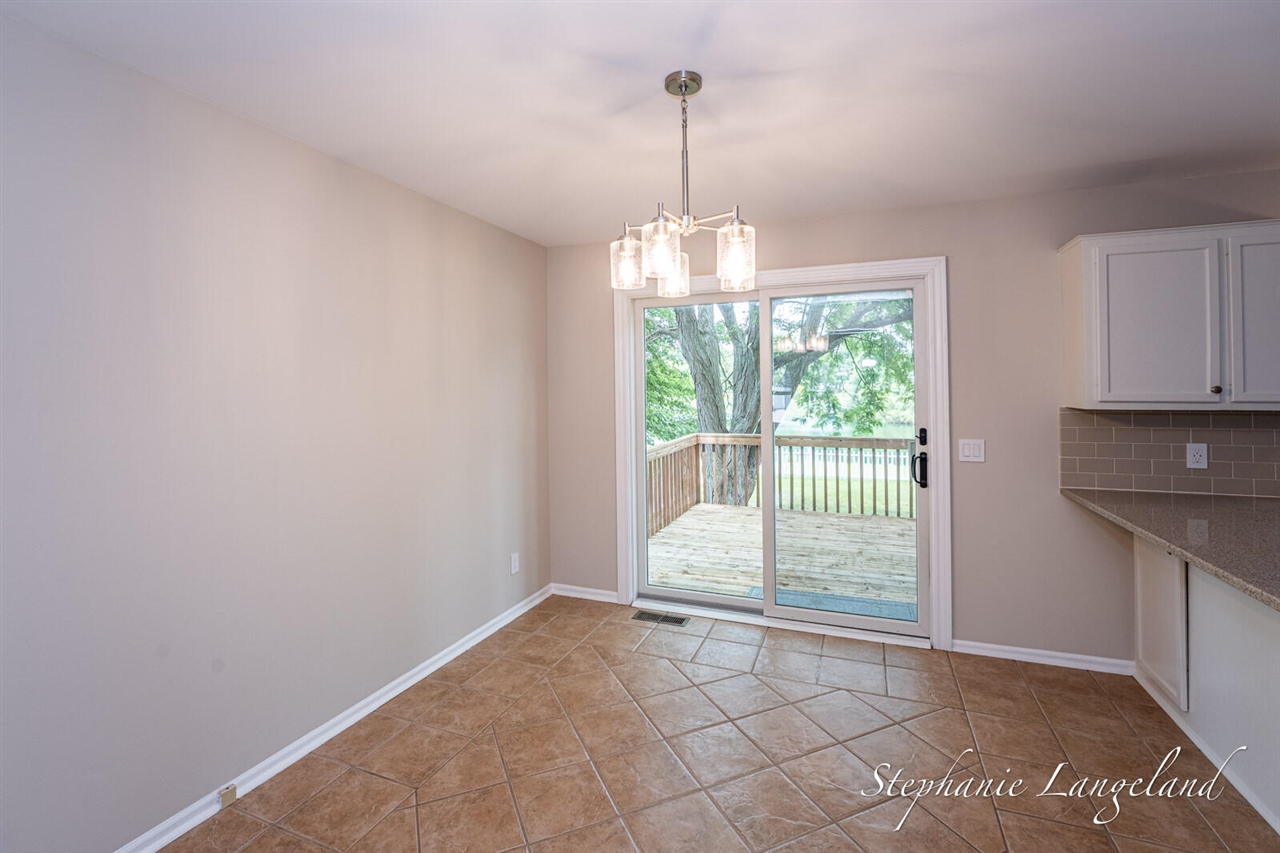 1511 Springbrook Drive Property Photo 9