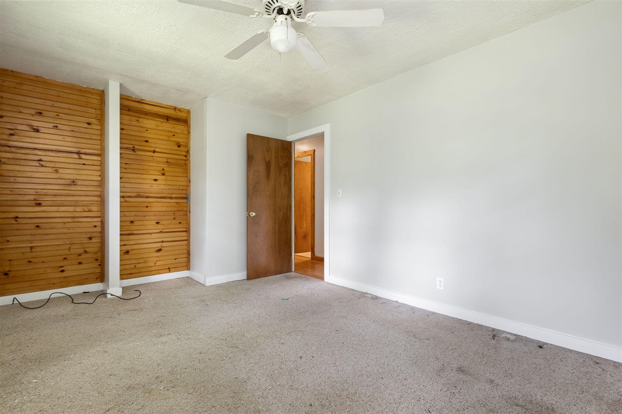 16053 Lakeside Road Property Photo 19
