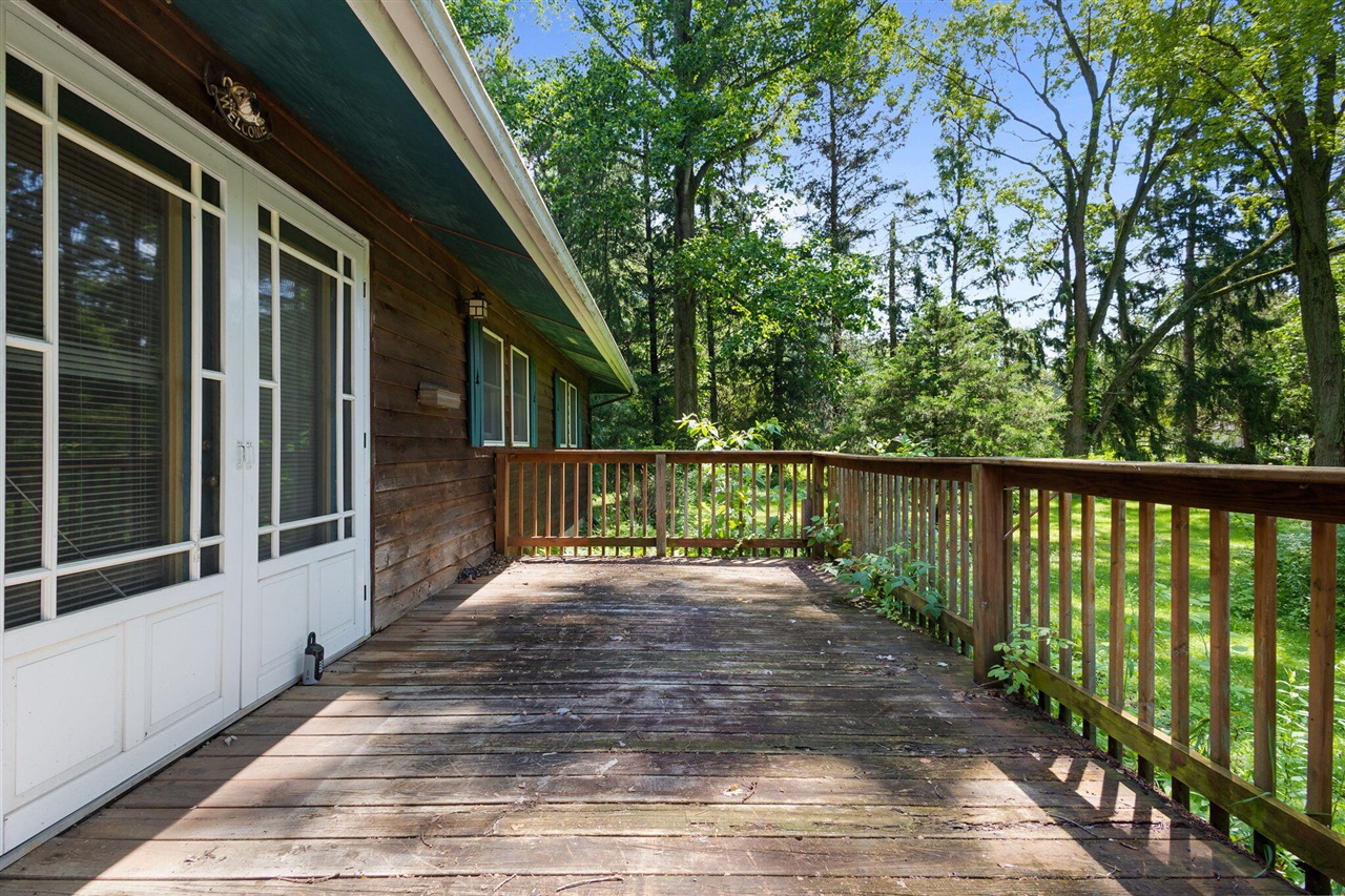 16053 Lakeside Road Property Photo 23