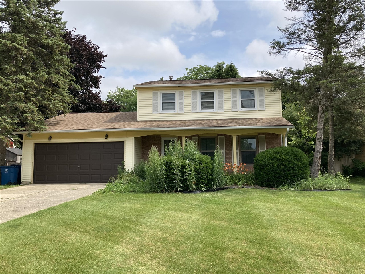 1685 Sheffield Drive Property Photo 1