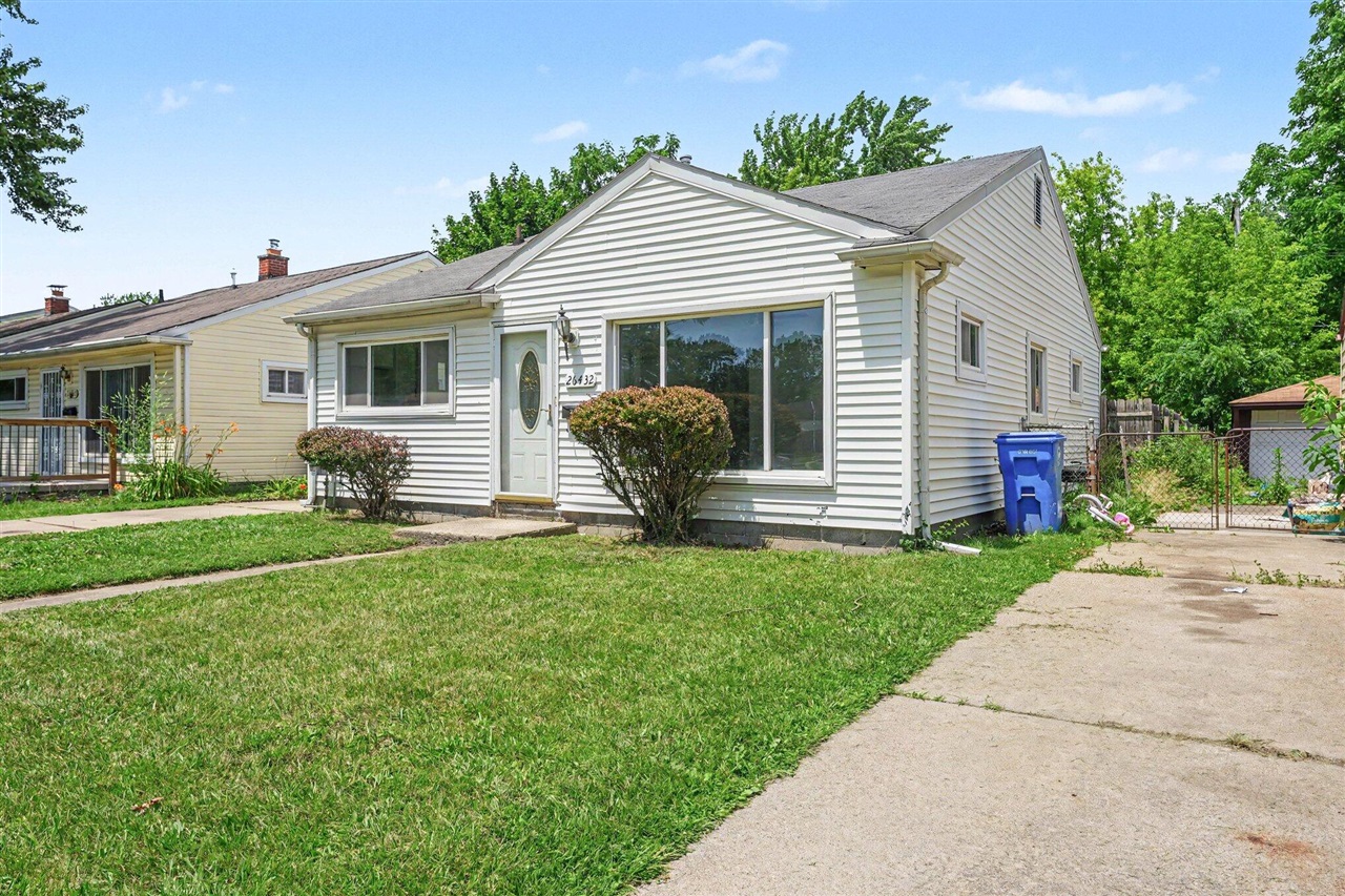26432 Annapolis Street Property Photo 1