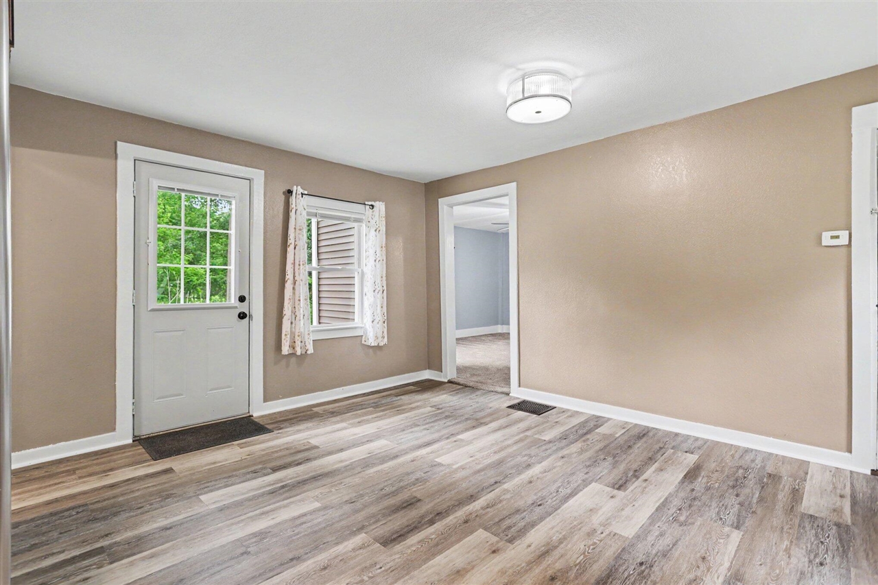 22945 B Drive Property Photo 6