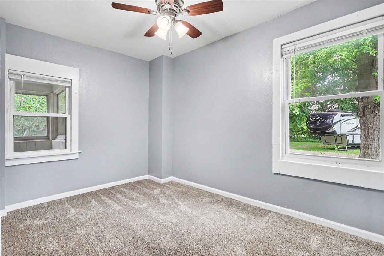 22945 B Drive Property Photo 23