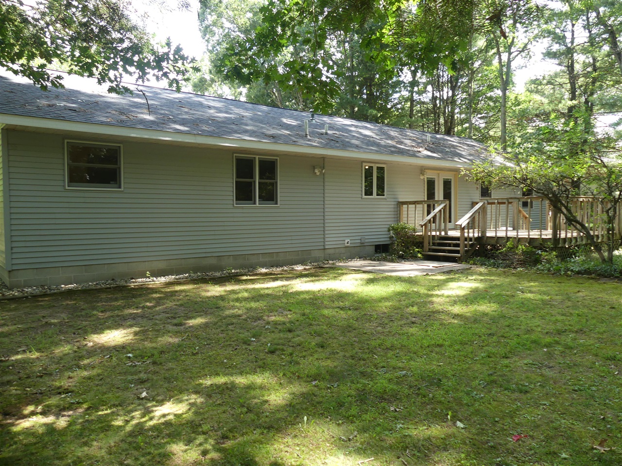 2157 Deerwood Drive Property Photo 4