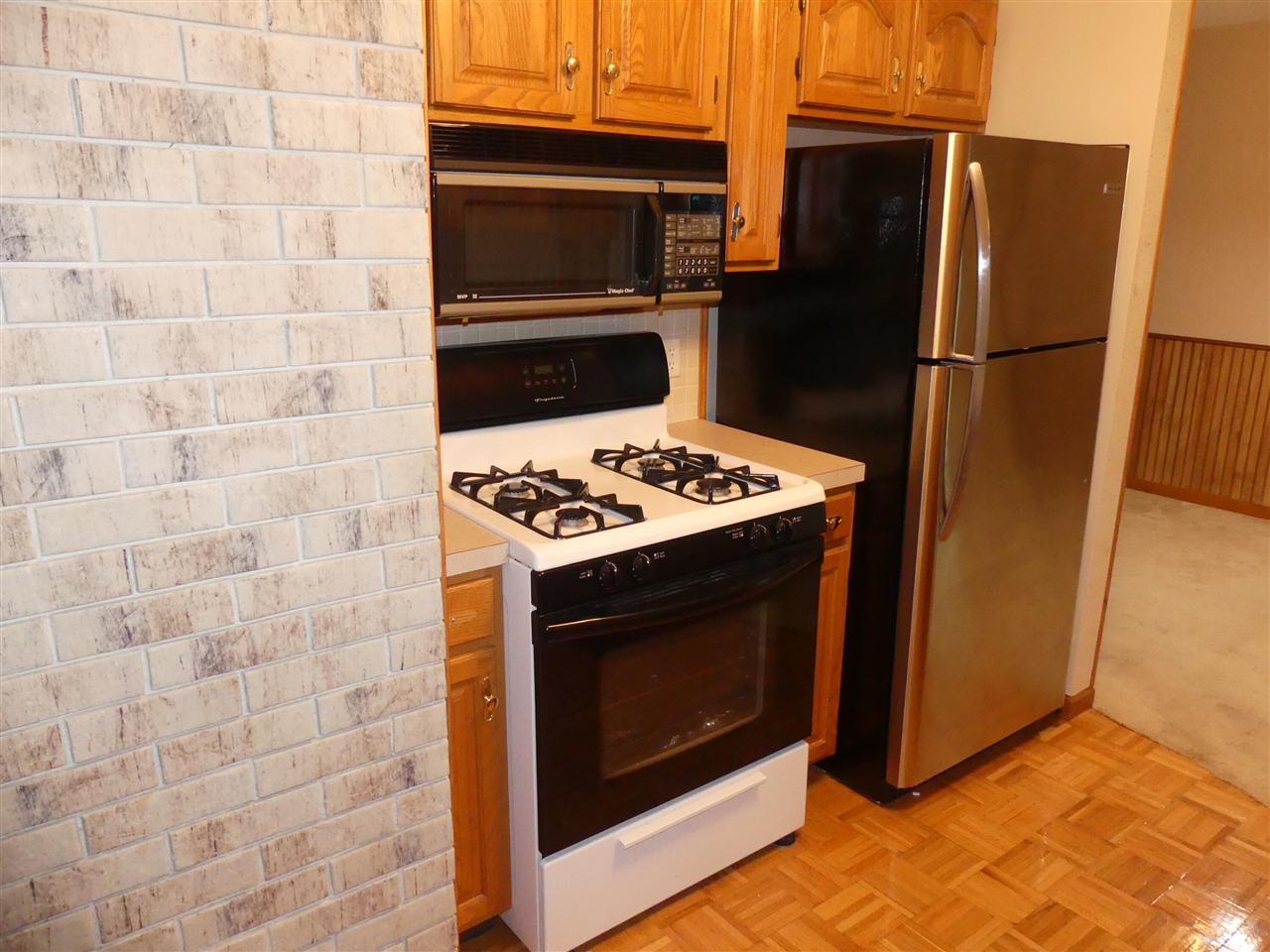 2157 Deerwood Drive Property Photo 8