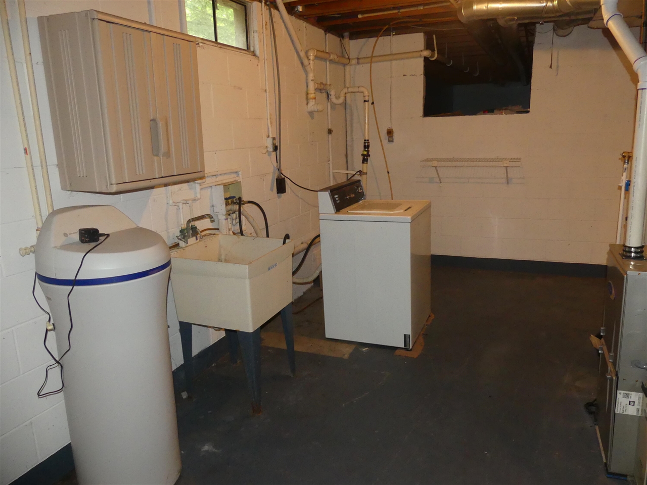 2157 Deerwood Drive Property Photo 18
