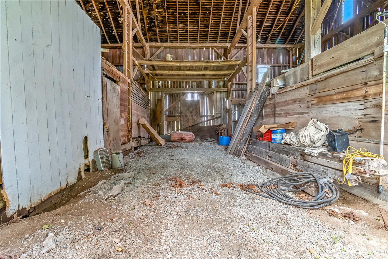 7980 E Territorial Road Property Photo 33