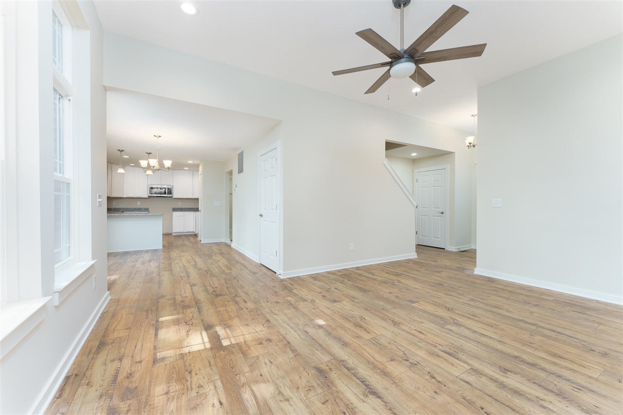 15317 Sherwood Lane Property Photo 7