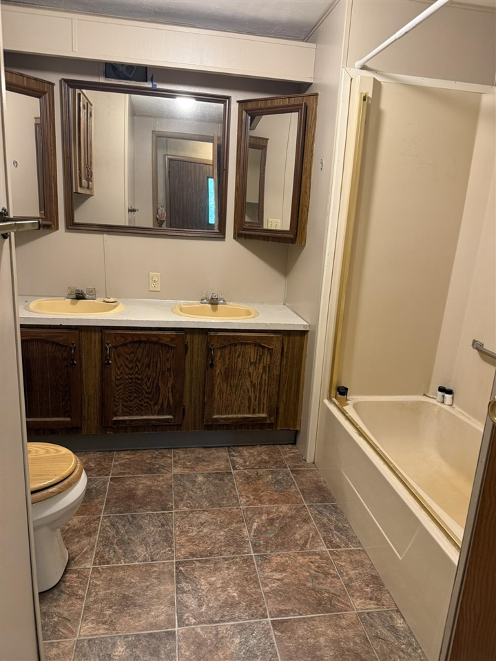 9034 E M 20 Property Photo 23