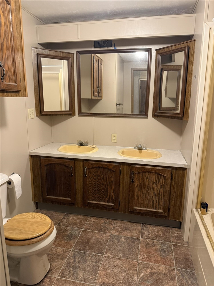 9034 E M 20 Property Photo 24