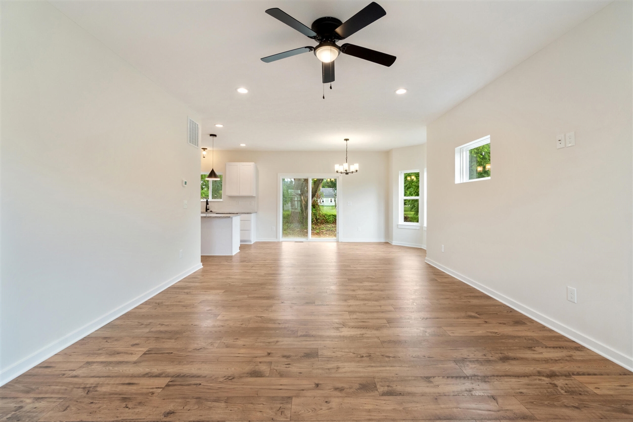 5 E Main Street Property Photo 4