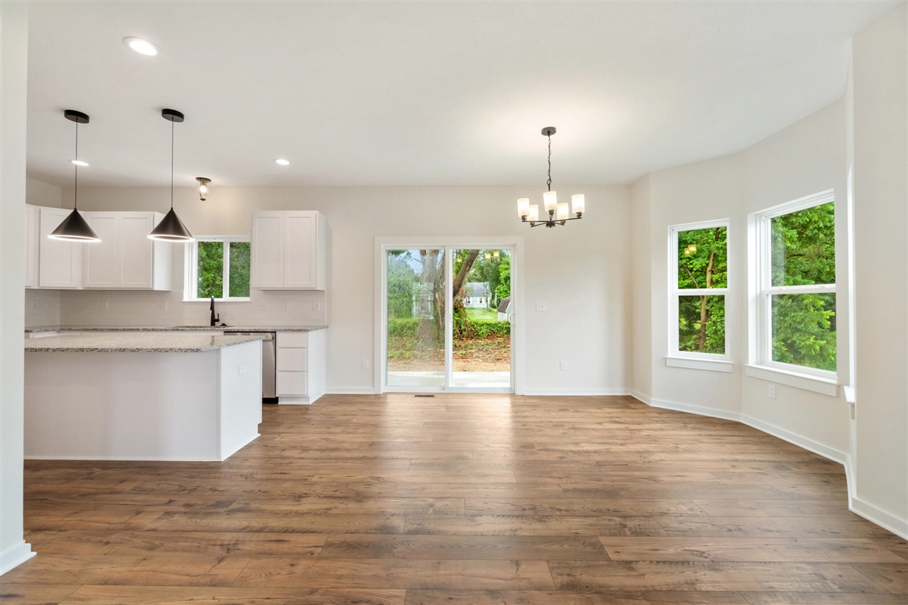 5 E Main Street Property Photo 7