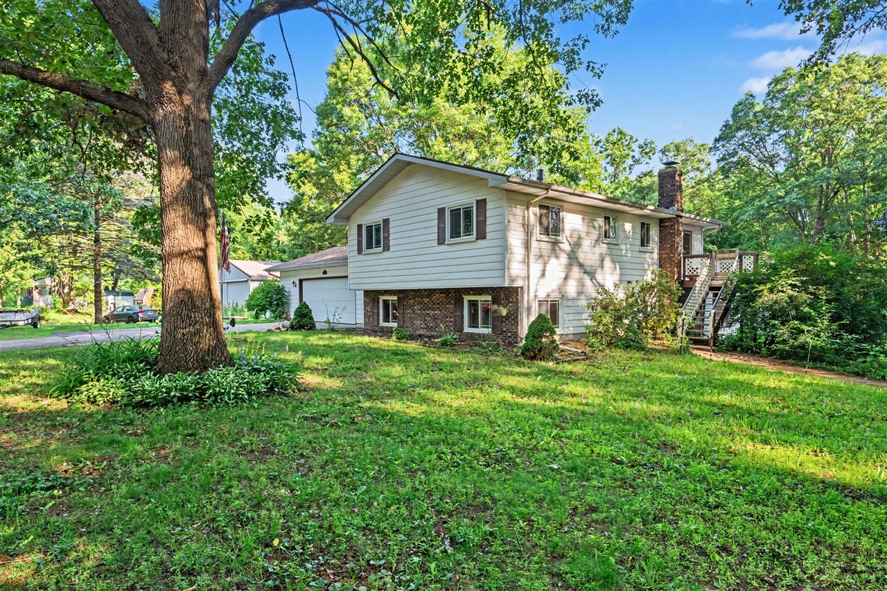 6080 Herring Road Property Photo 2