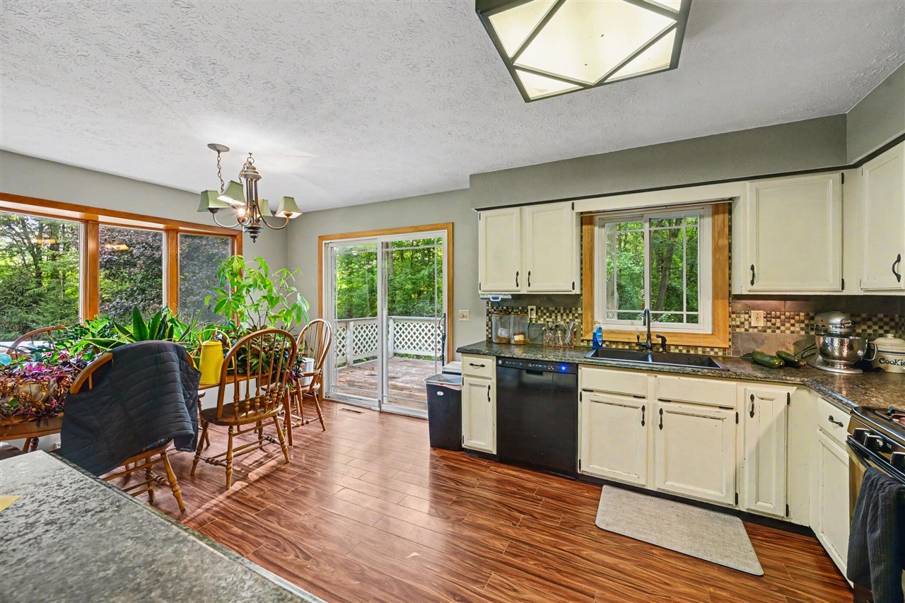 6080 Herring Road Property Photo 6