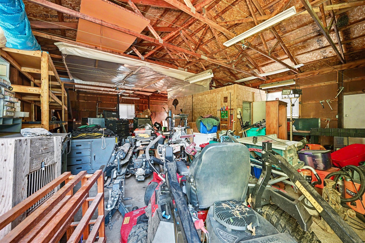6080 Herring Road Property Photo 23