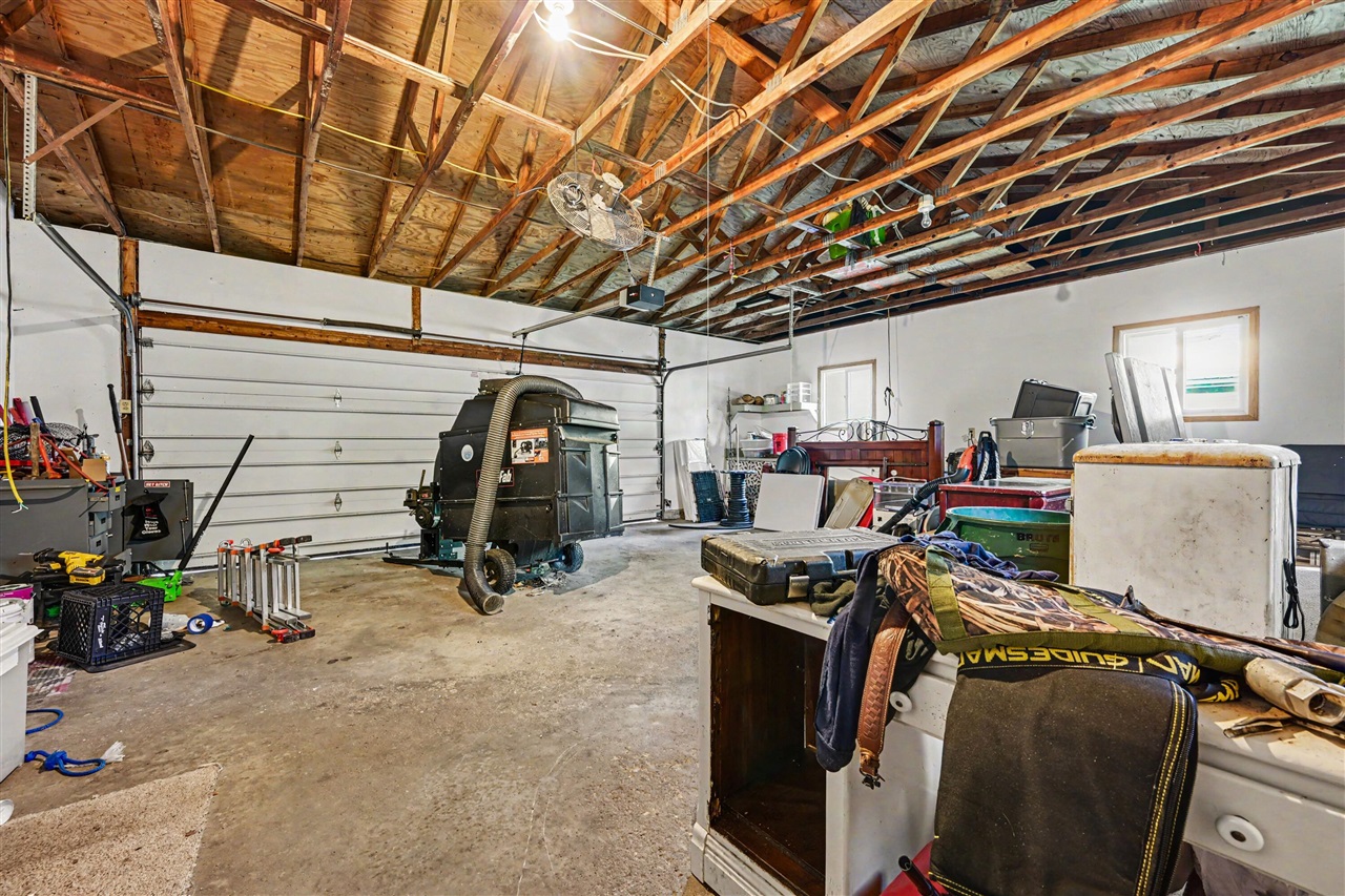 6080 Herring Road Property Photo 24
