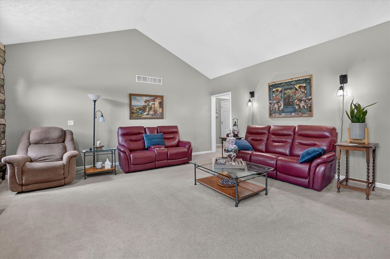 325 Priest Road Property Photo 8