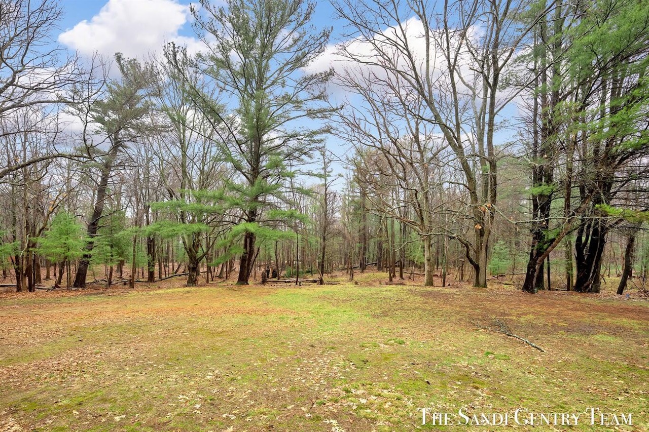 1112 2nd Street Property Photo 1