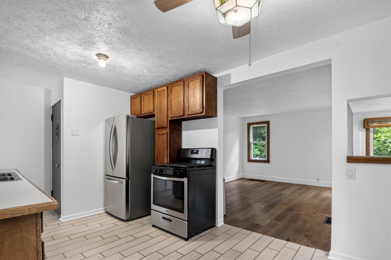 6109 Brooklyn Road Property Photo 8