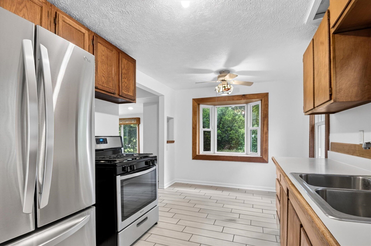 6109 Brooklyn Road Property Photo 10