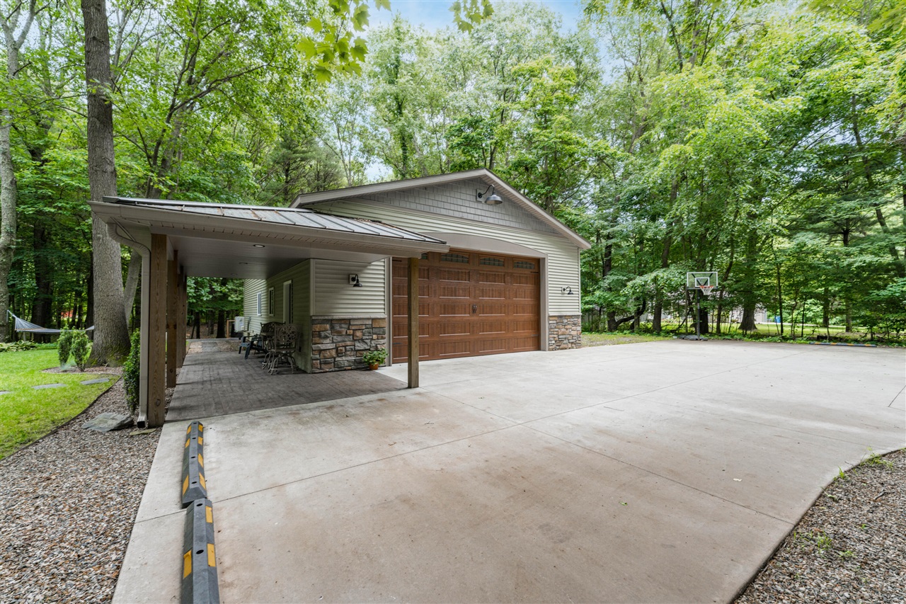 25158 Chaty Lane Property Photo 4