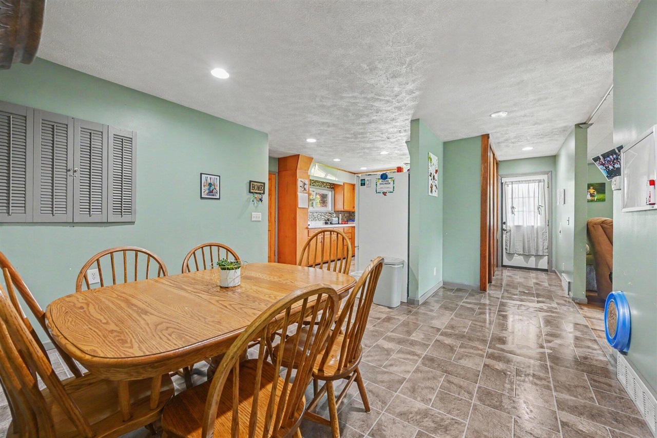 59293 Roberts Road Property Photo 5