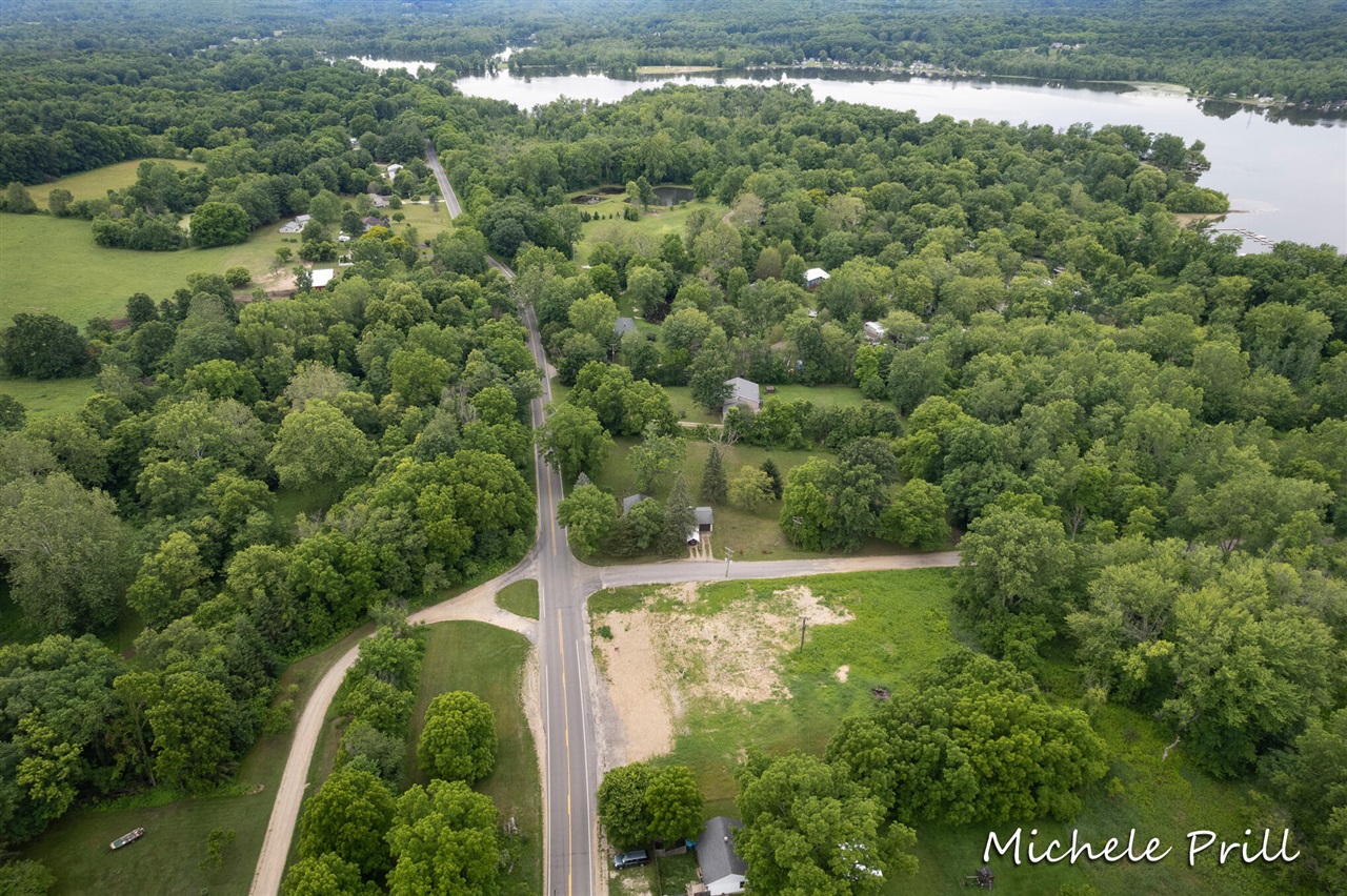 5819 Thornapple Lake Road Property Photo 6