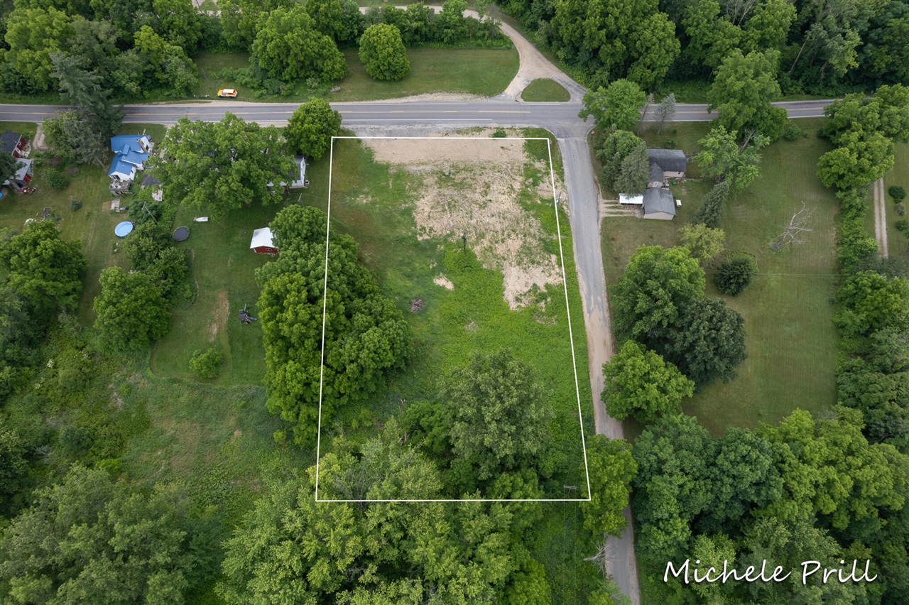 5819 Thornapple Lake Road Property Photo 10